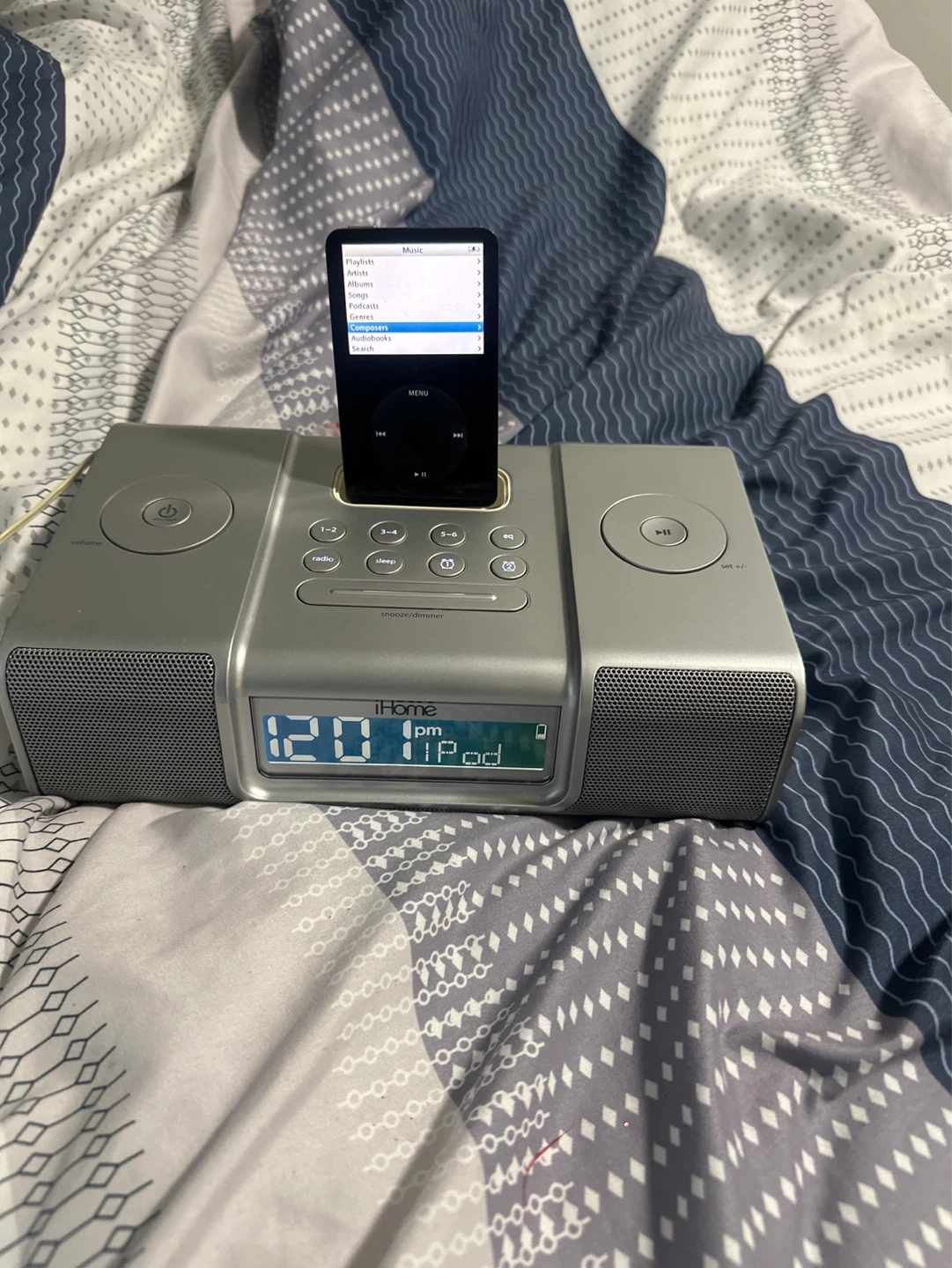 iHome Stereo Speaker System for iPod