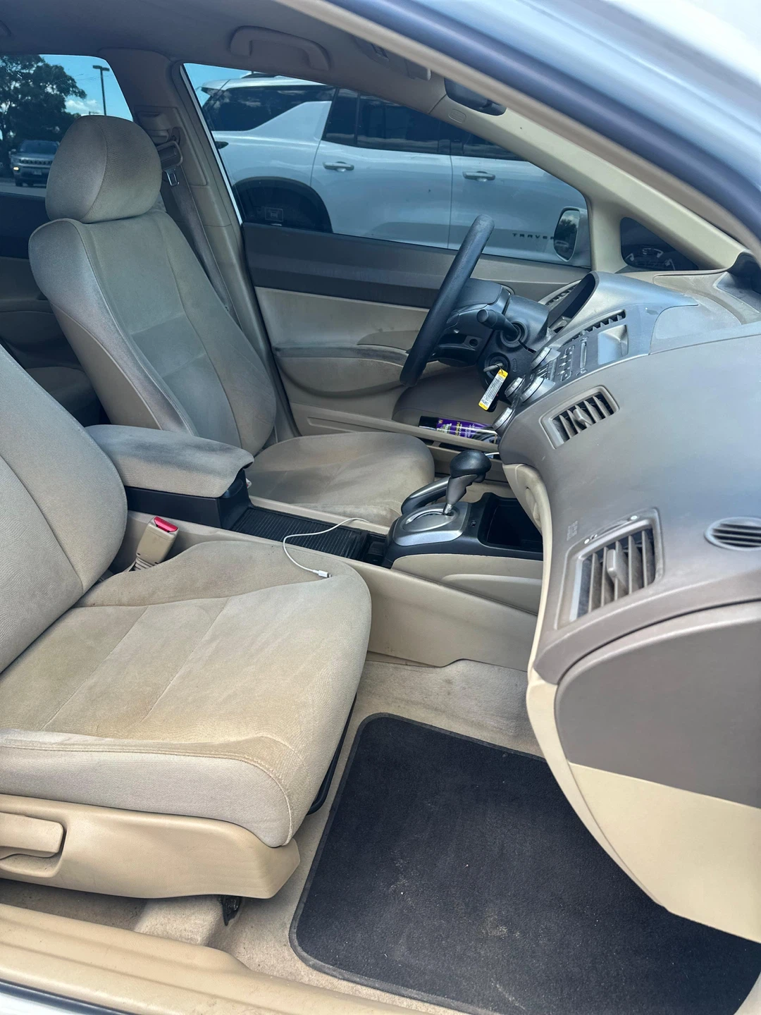 White Honda Civic Sedan 2008 - photo 5