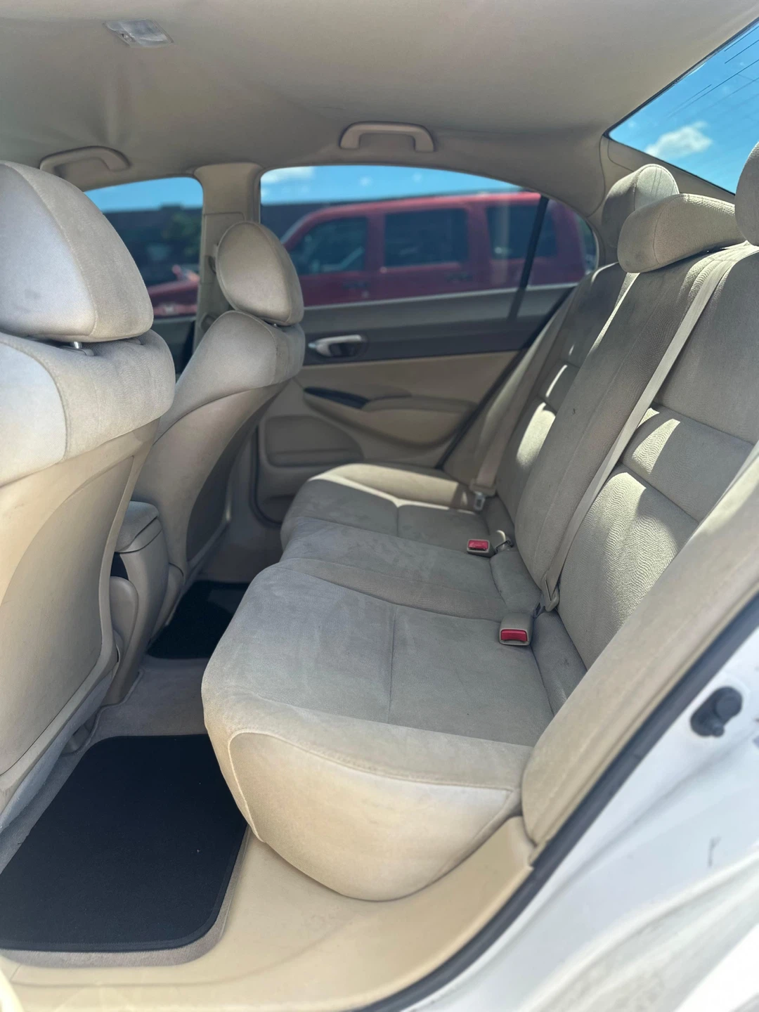White Honda Civic Sedan 2008 - photo 4