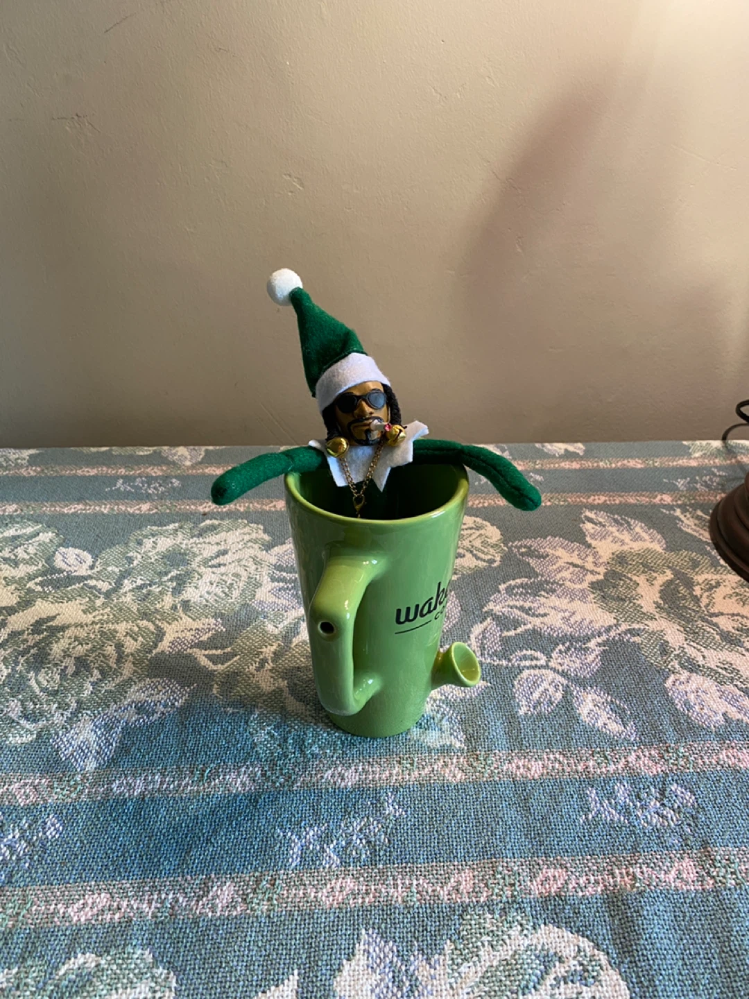 Wake N Bake Mug with Pipe & Snoop Doggy Doll - photo 2
