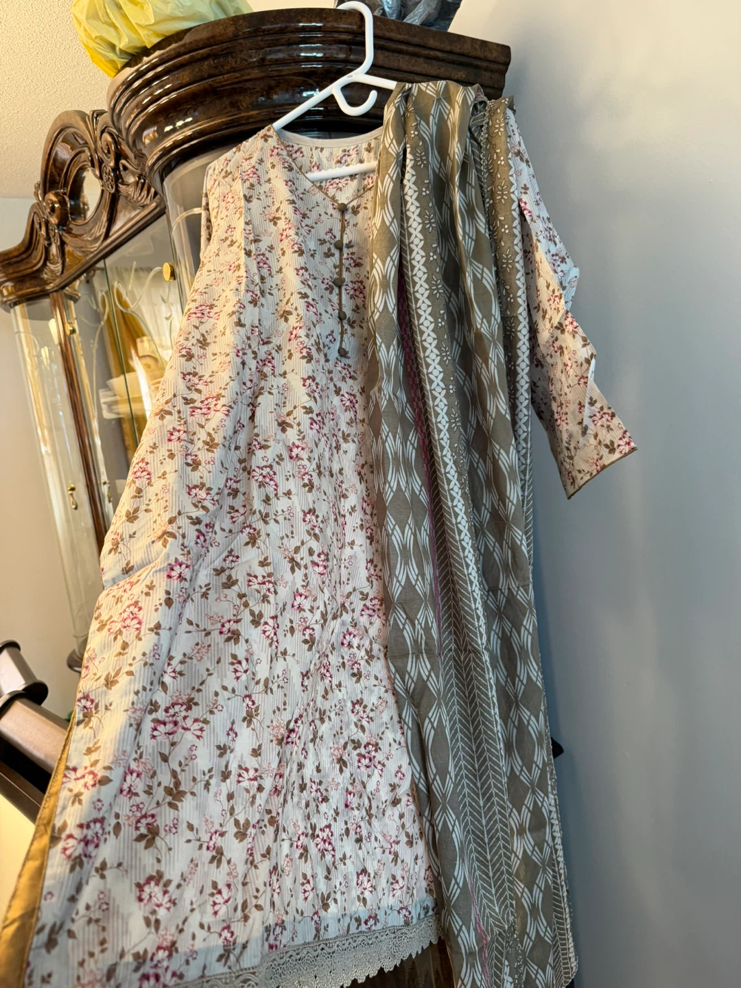 Pakistani lawn dresses,3pieces, brand new, branded