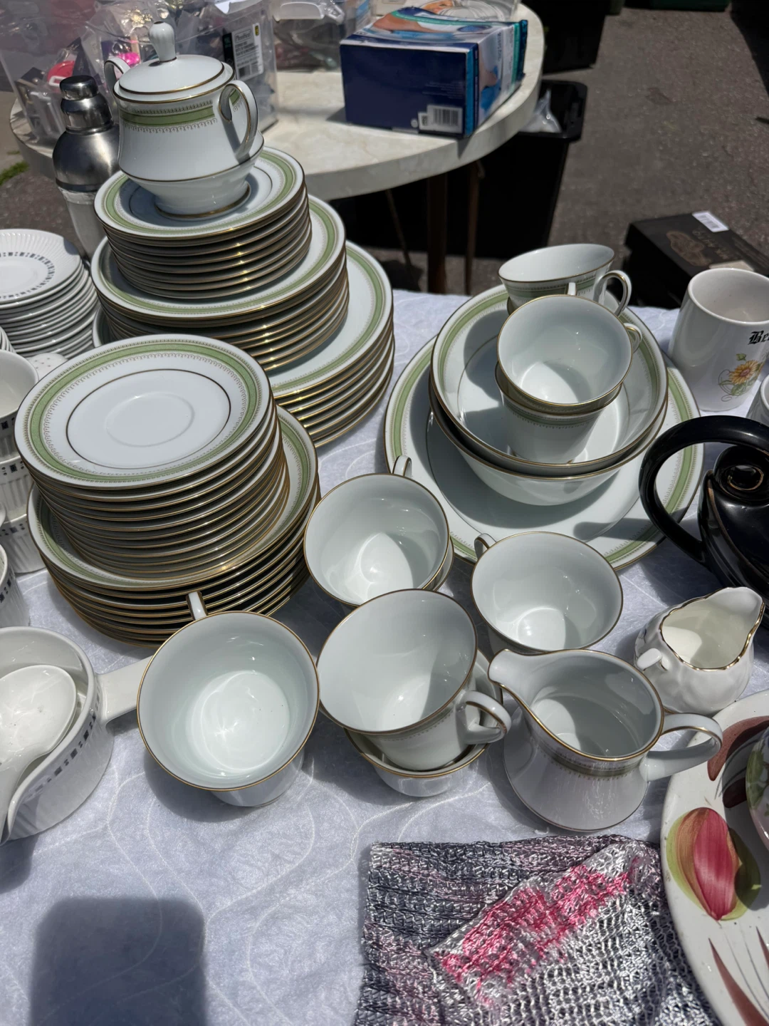 Noritake Tisdale 2893 Dish Set - 44 Pieces