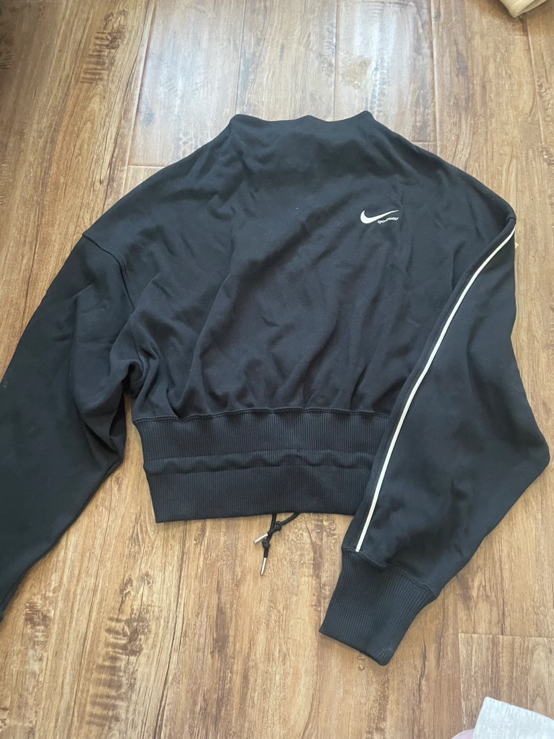 Nike Black Cropped Sweatshirt