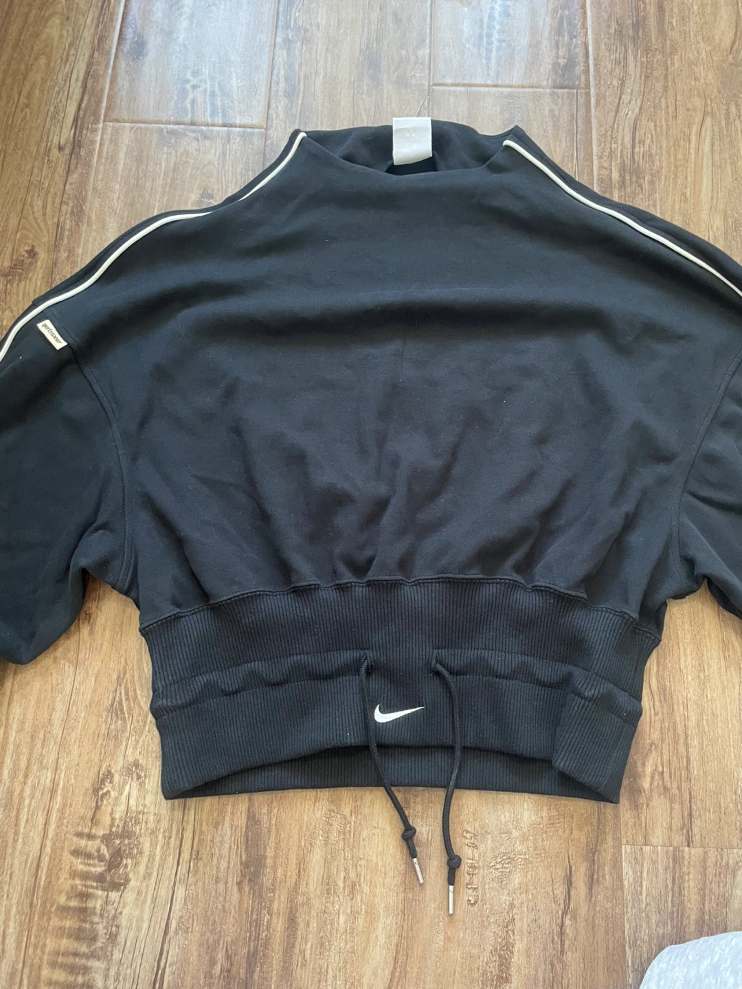 Nike Black Cropped Sweatshirt - photo 2