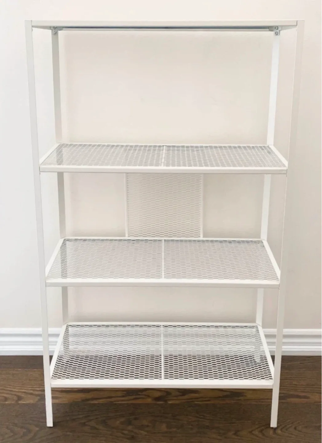 Four-tier White Metal Shelf Unit