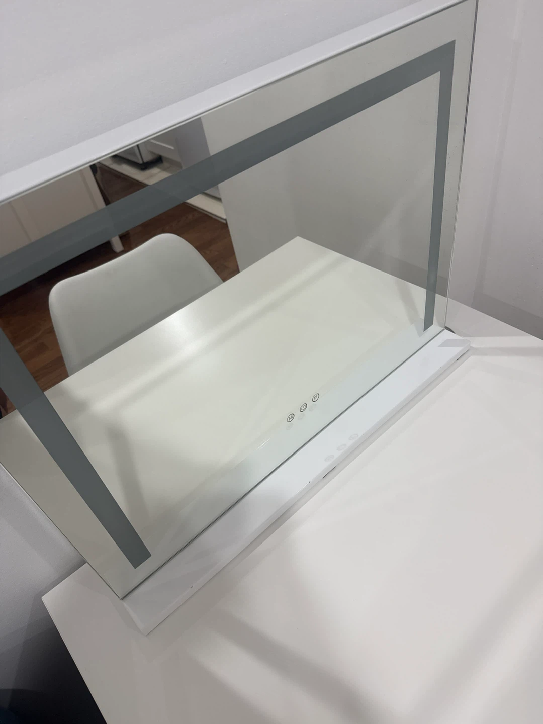LED Vanity Mirror with Touch Controls - photo 3