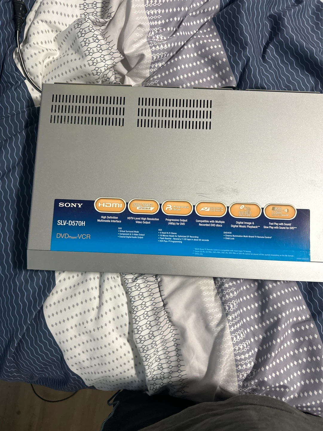 Sony SLV-D570H DVD Player VHS Recorder Combo - photo 2