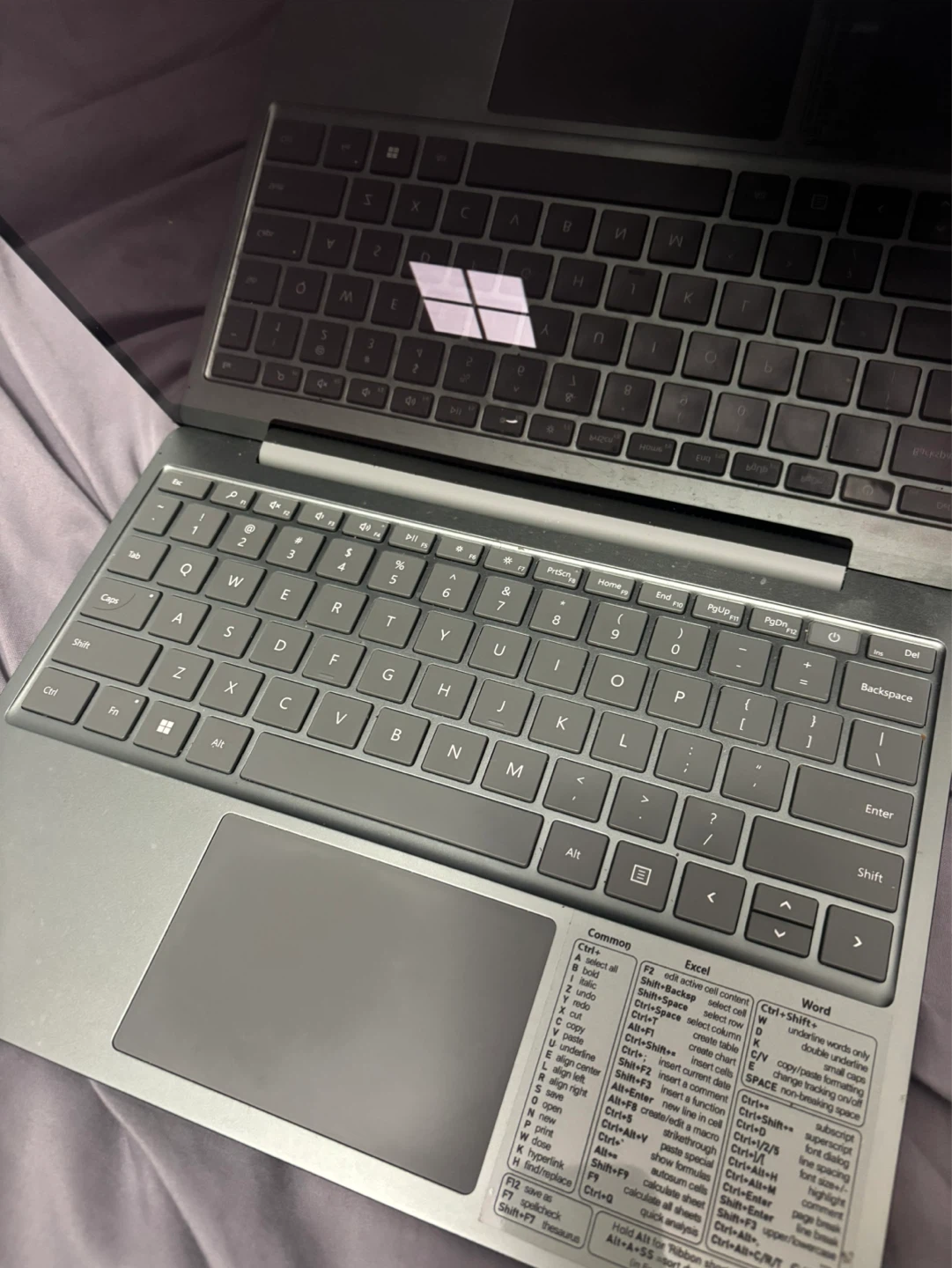 Microsoft Surface Laptop - photo 2