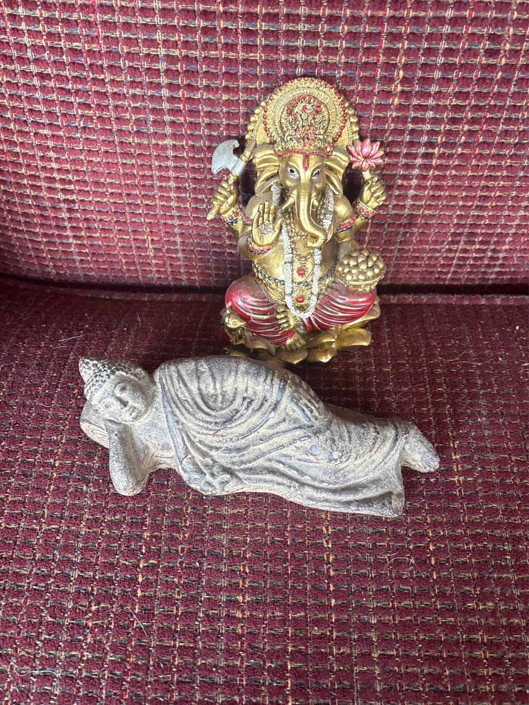 Small figures best offer