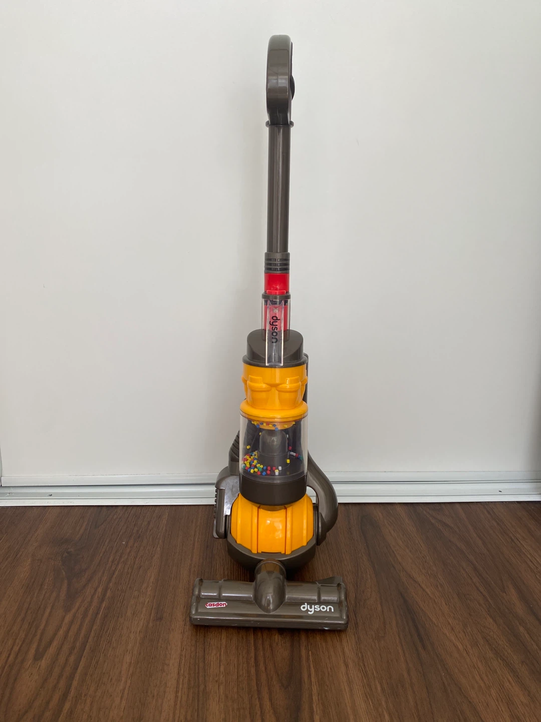 Casdon Dyson Toy Vacuum Cleaner ⚽️