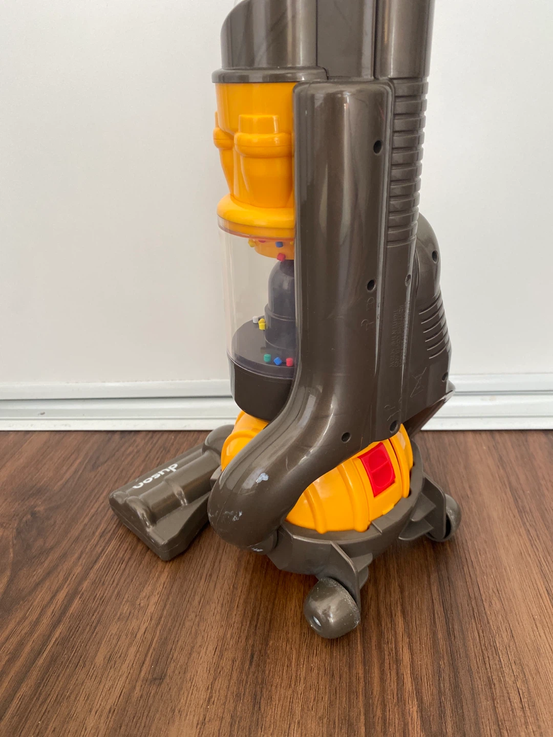 Casdon Dyson Toy Vacuum Cleaner ⚽️ - photo 3
