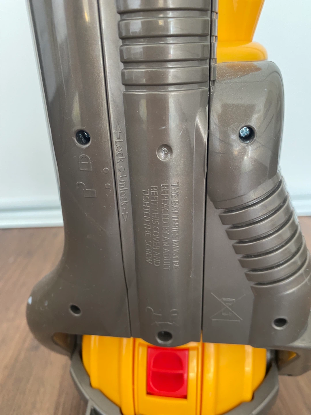 Casdon Dyson Toy Vacuum Cleaner ⚽️ - photo 4