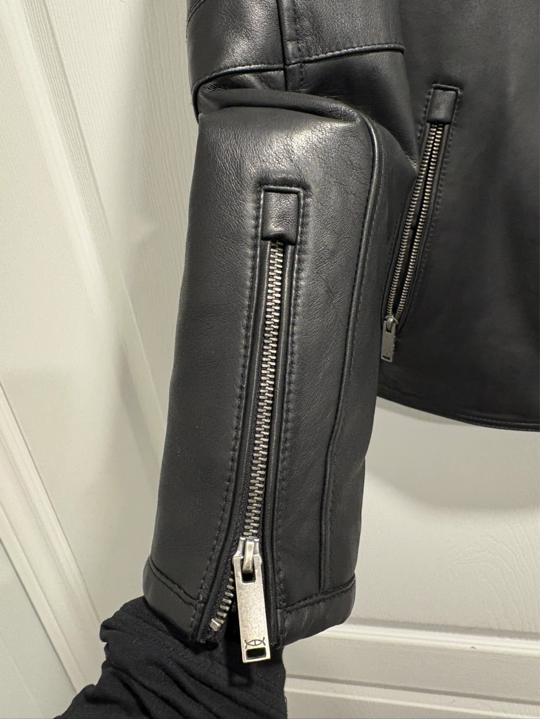 DANIER Black Leather Jacket - Size L - photo 4