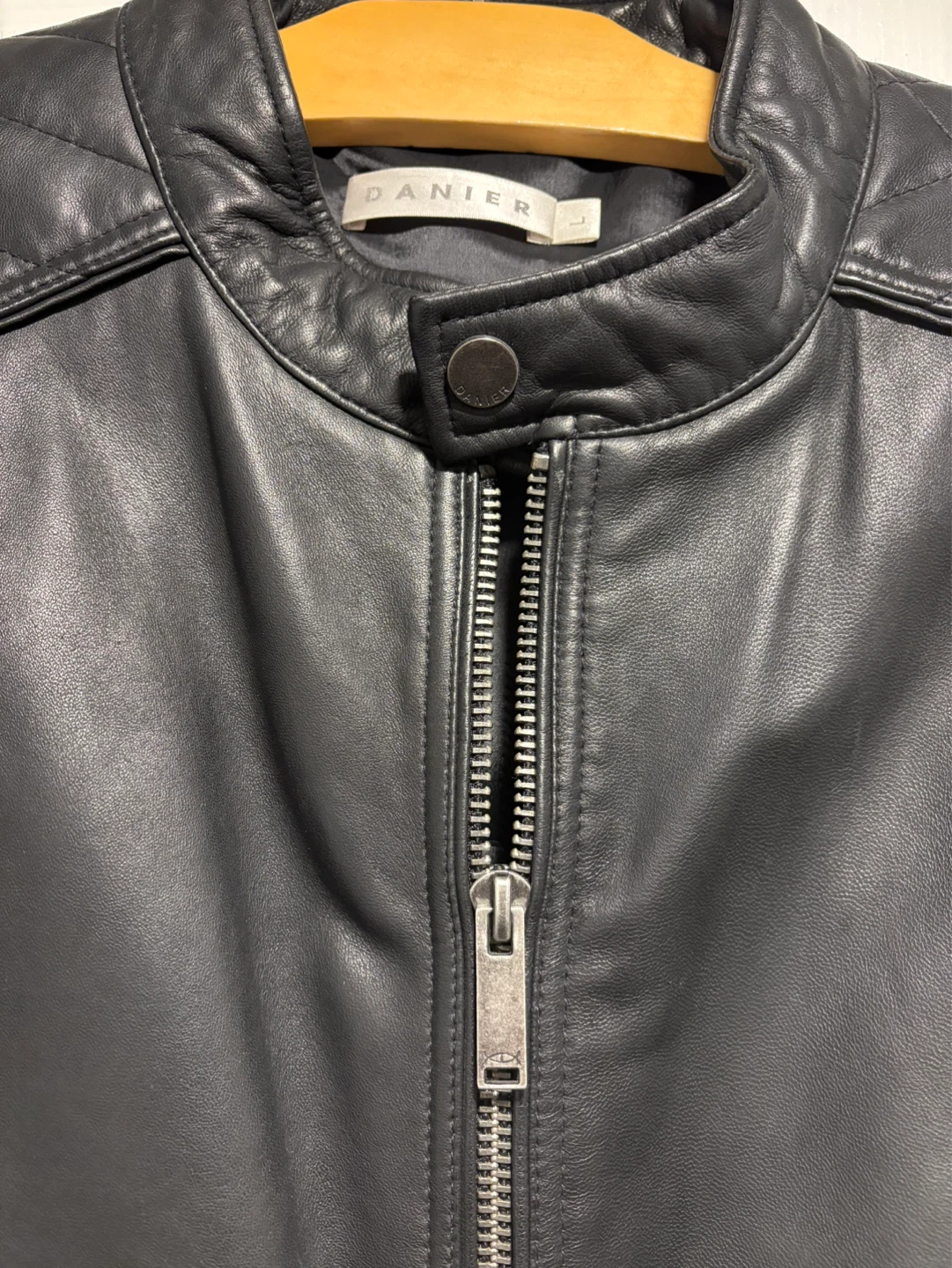 DANIER Black Leather Jacket - Size L - photo 5