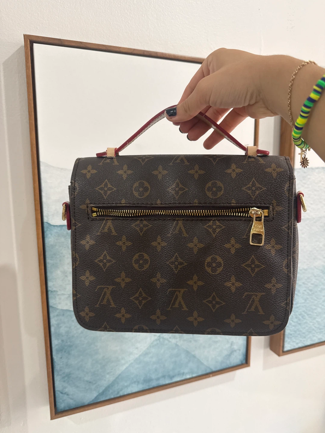 Louis Vuitton Monogram Canvas Bag - photo 4
