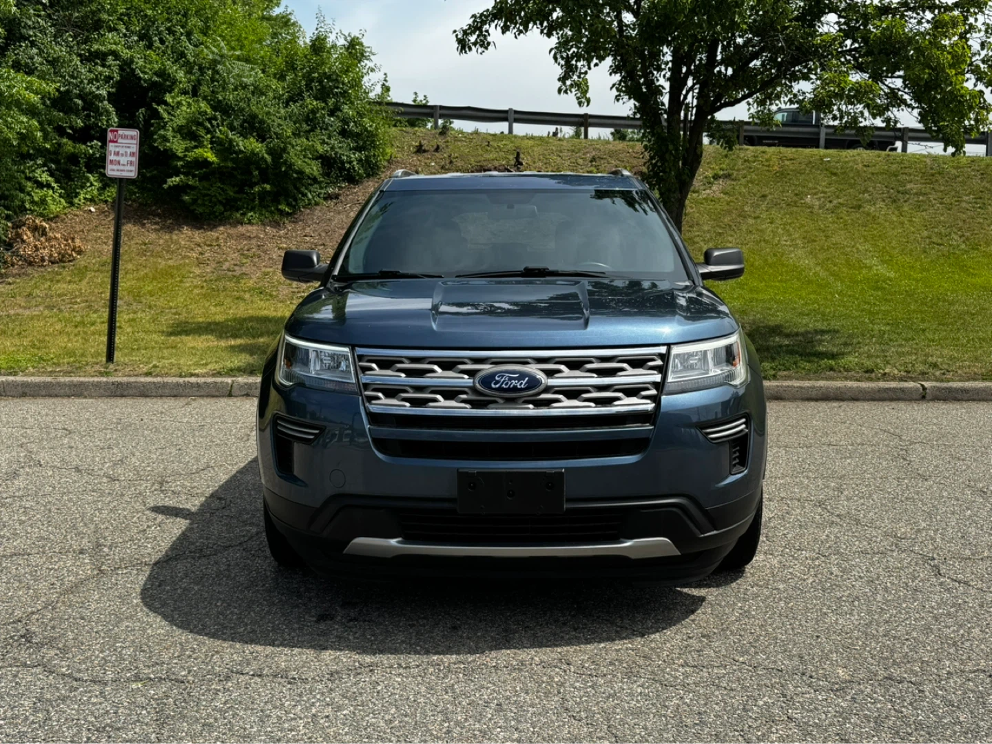 2018 Ford Explorer XLT - photo 5