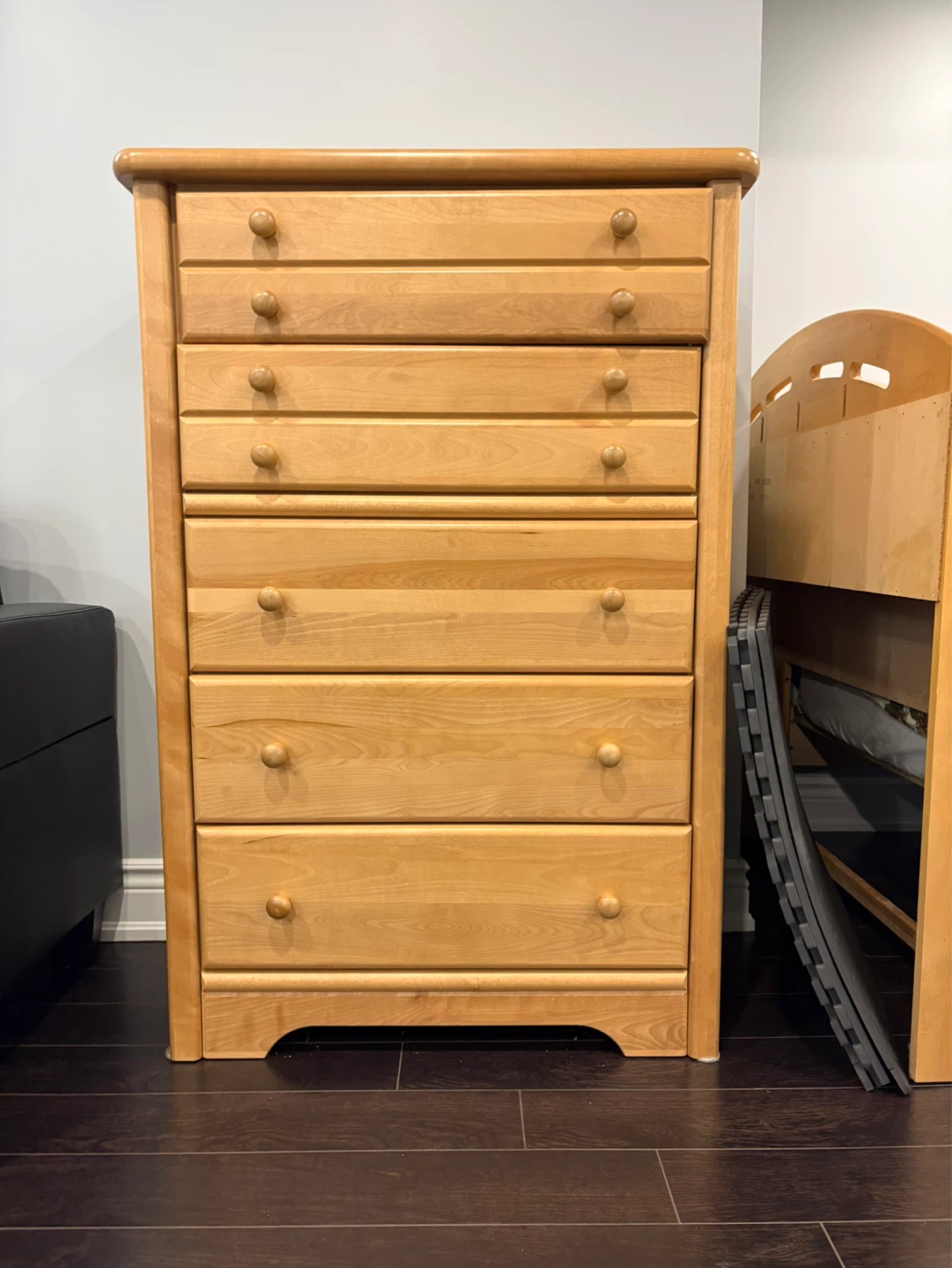 Wooden Dresser - 6 Drawers
