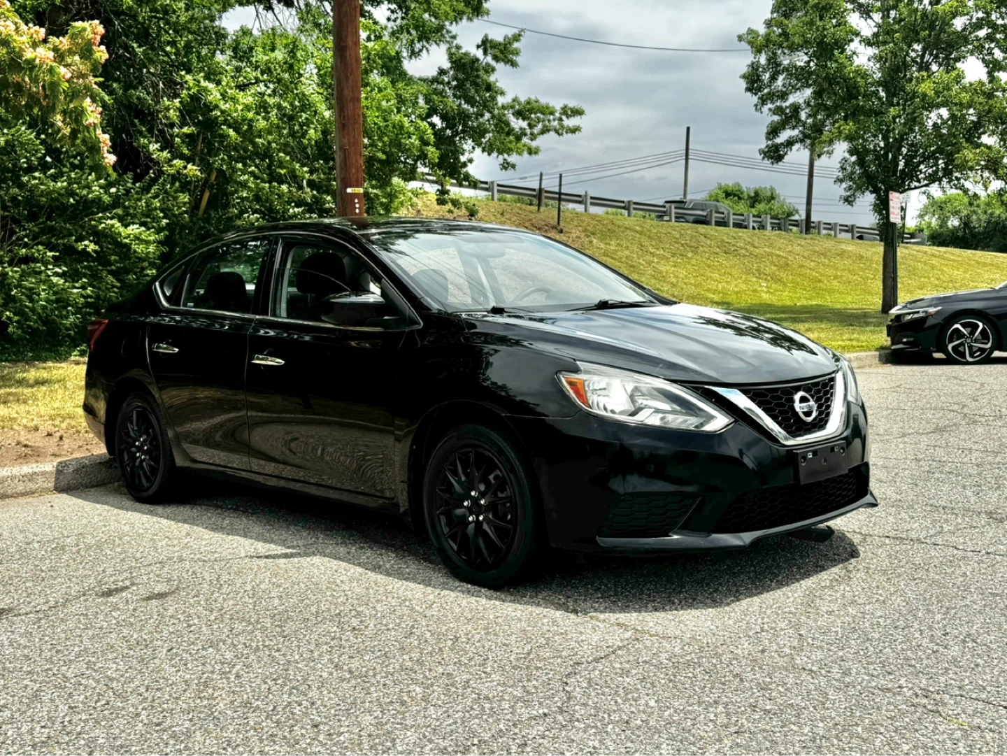2017 Nissan Sentra SV Sedan - photo 3