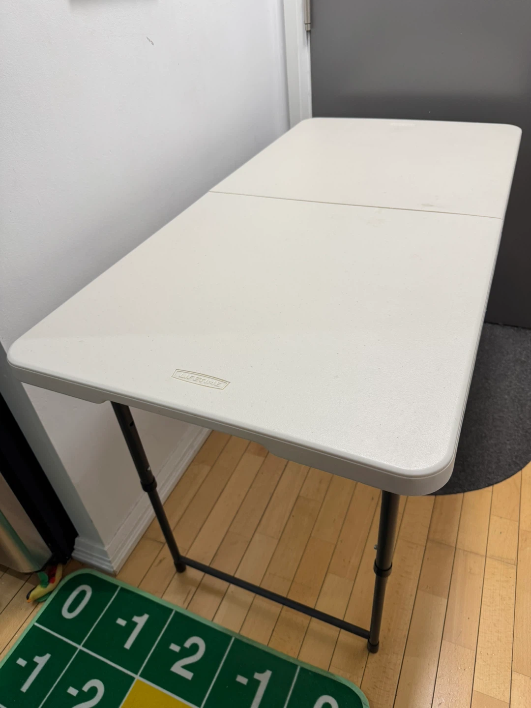 Lifetime Folding Table - photo 4
