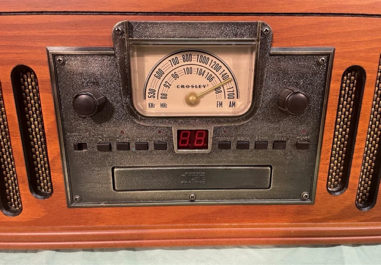 Brand new Crosley Record Player with CD and Radio - photo 4