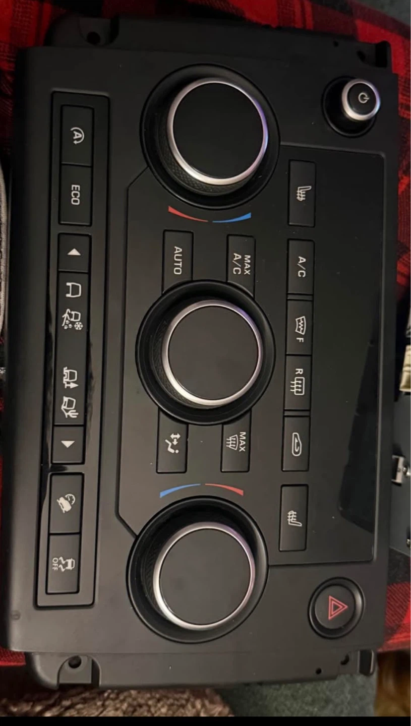 Land Rover Climate Control Panel