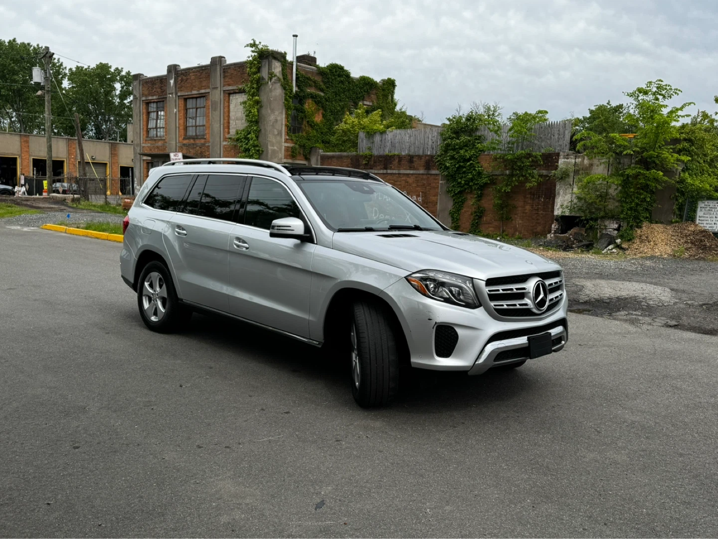 2017  Mercedes-Benz GLS 450 4MATIC - photo 3