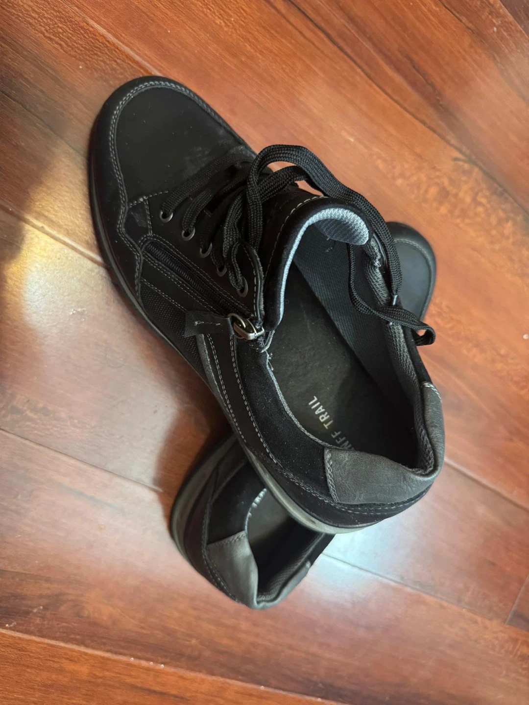 Banff Trail Black Shoes - photo 2