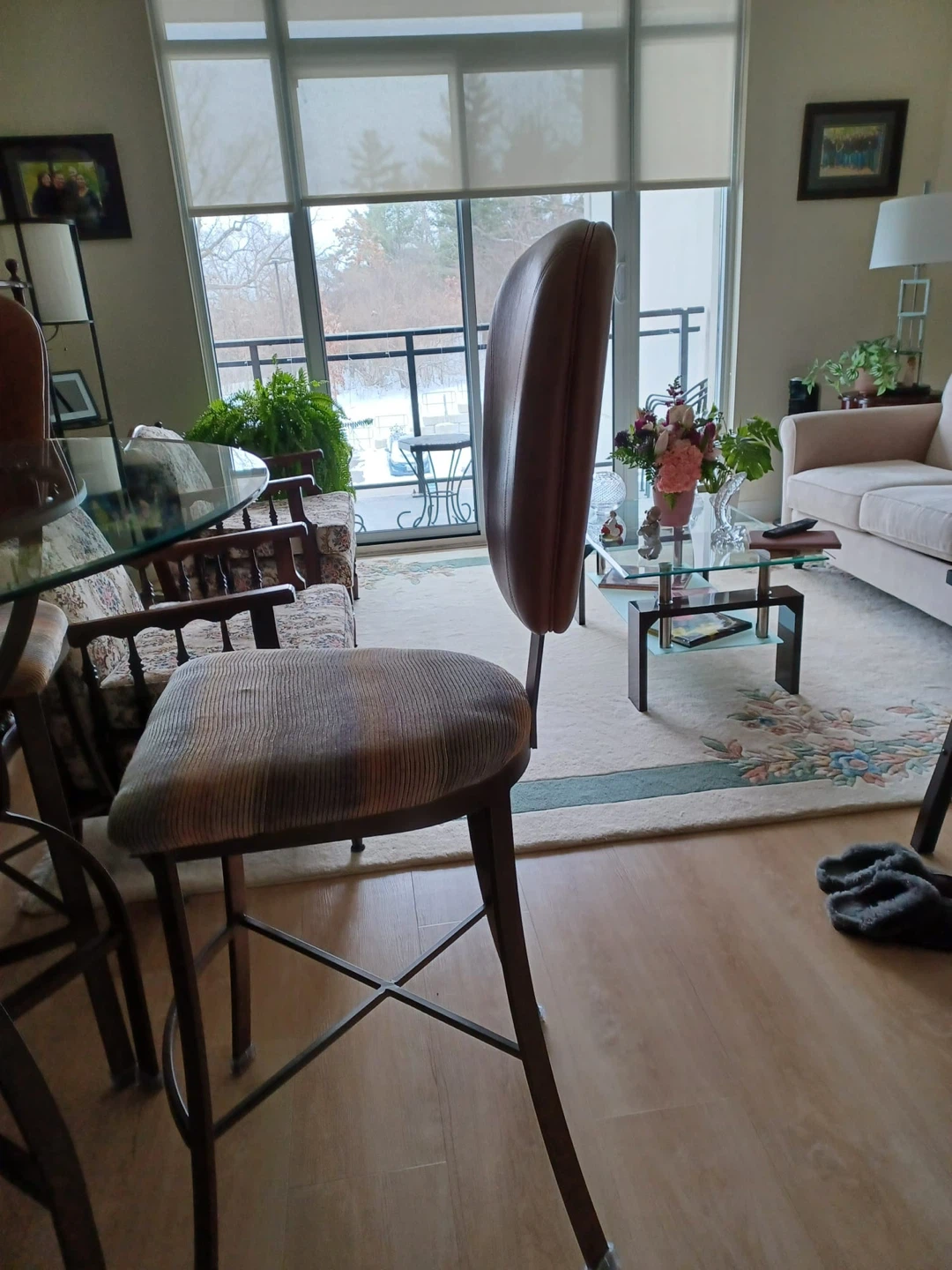 Glass top dining table with 4 chairs - photo 3