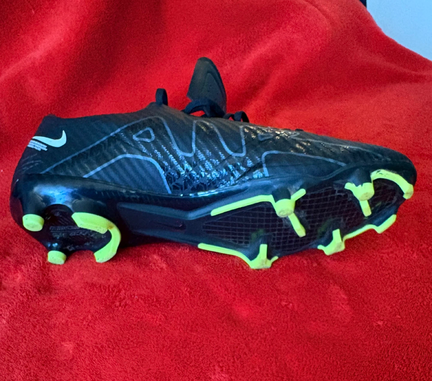 Soccer shoes - photo 3