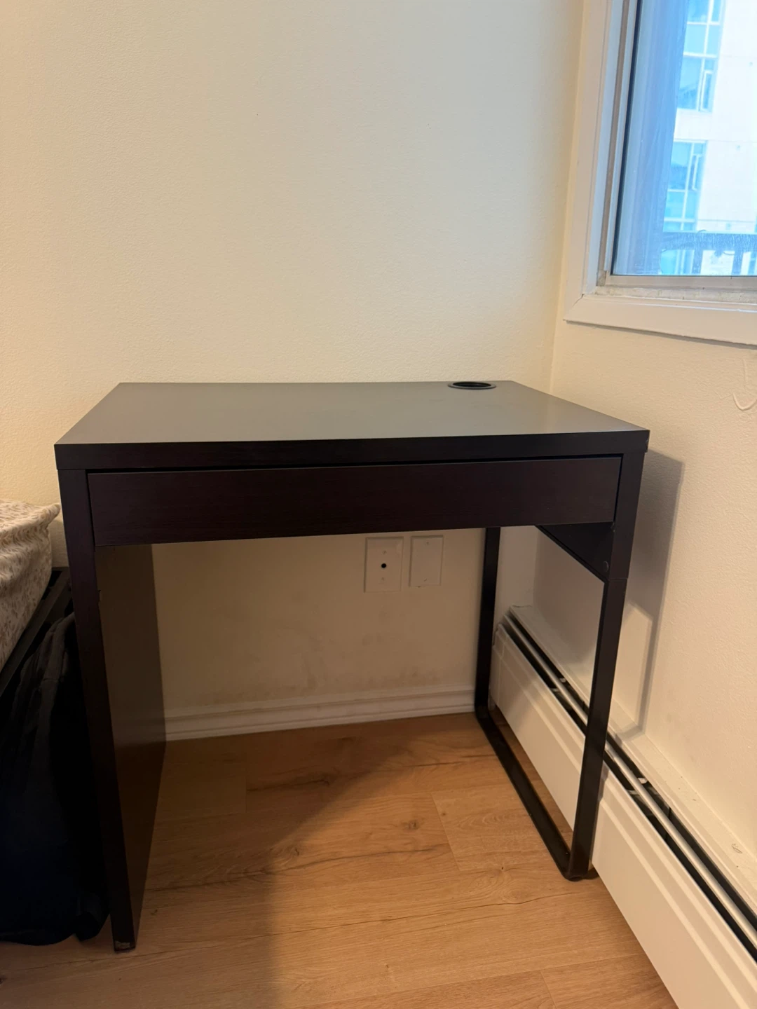 Move out sell - Office Table and Chair