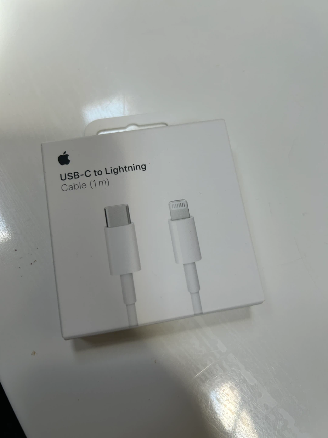 Apple USB-C to Lightning Cable (1m) - photo 2