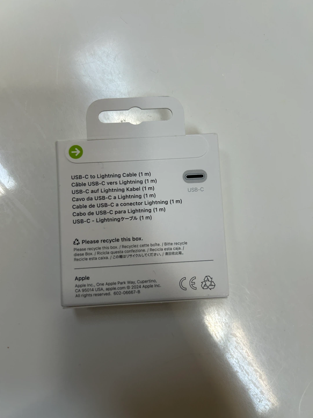 Apple USB-C to Lightning Cable (1m) - photo 3
