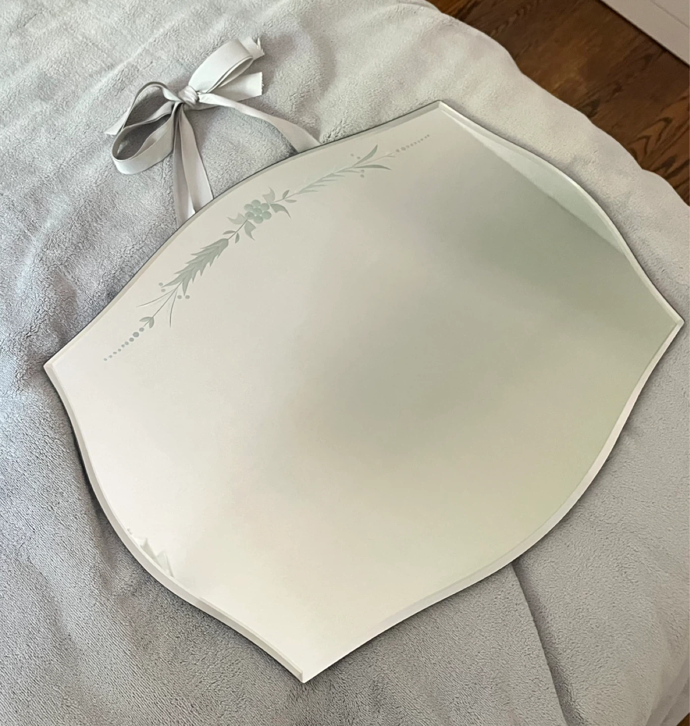 Decorative Wall Mirror with Ribbon Hanger - photo 2