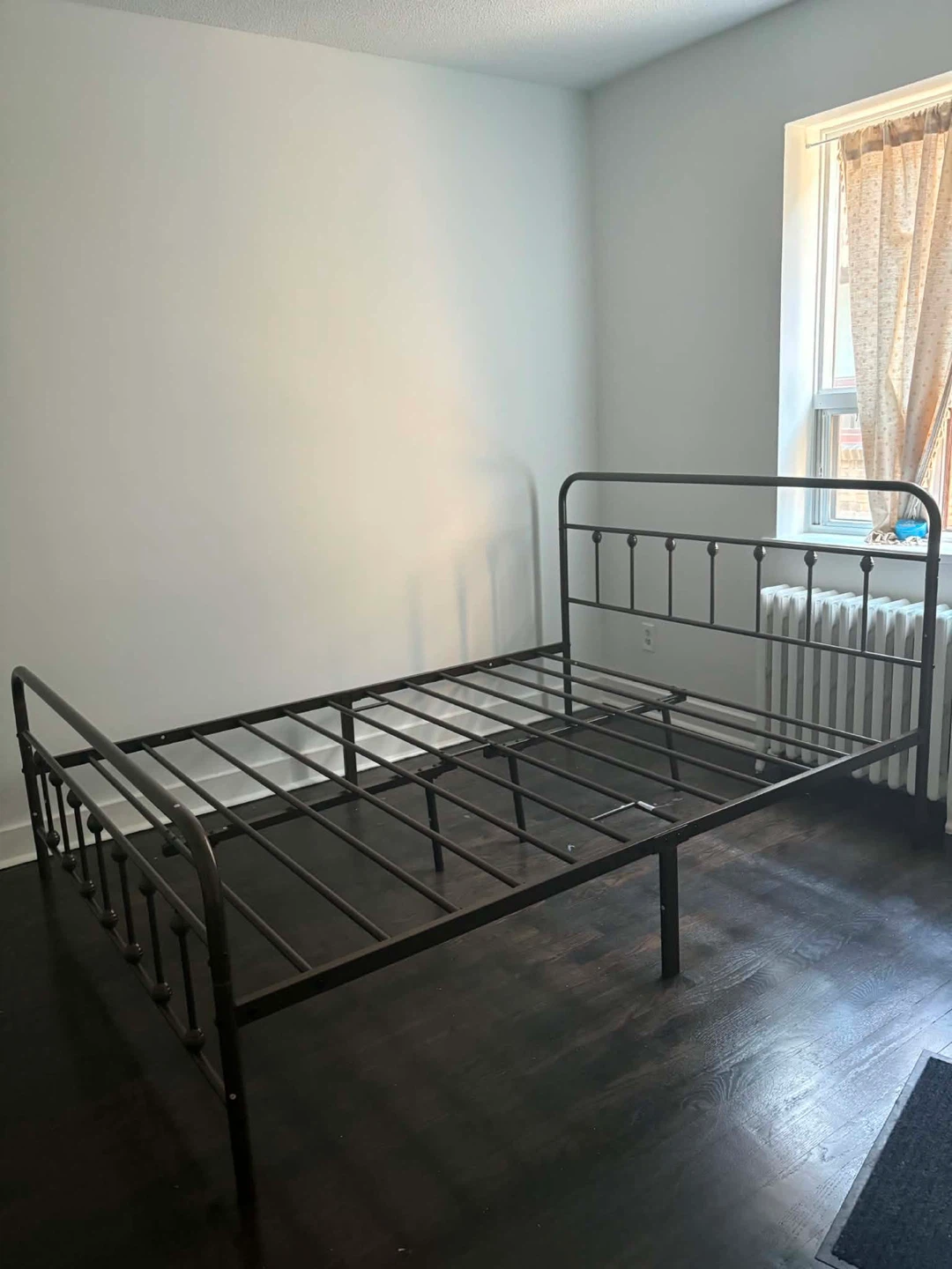 Classic Iron Platform Bed with High Headboard and Footboard - photo 4