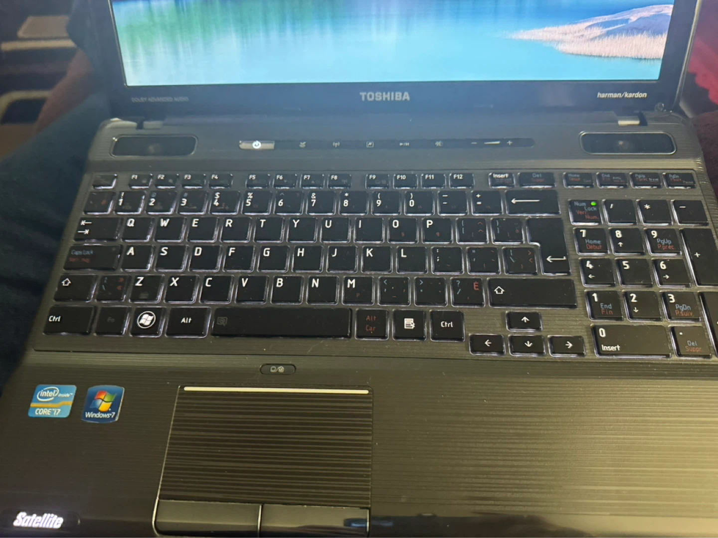 Toshiba Laptop - photo 2
