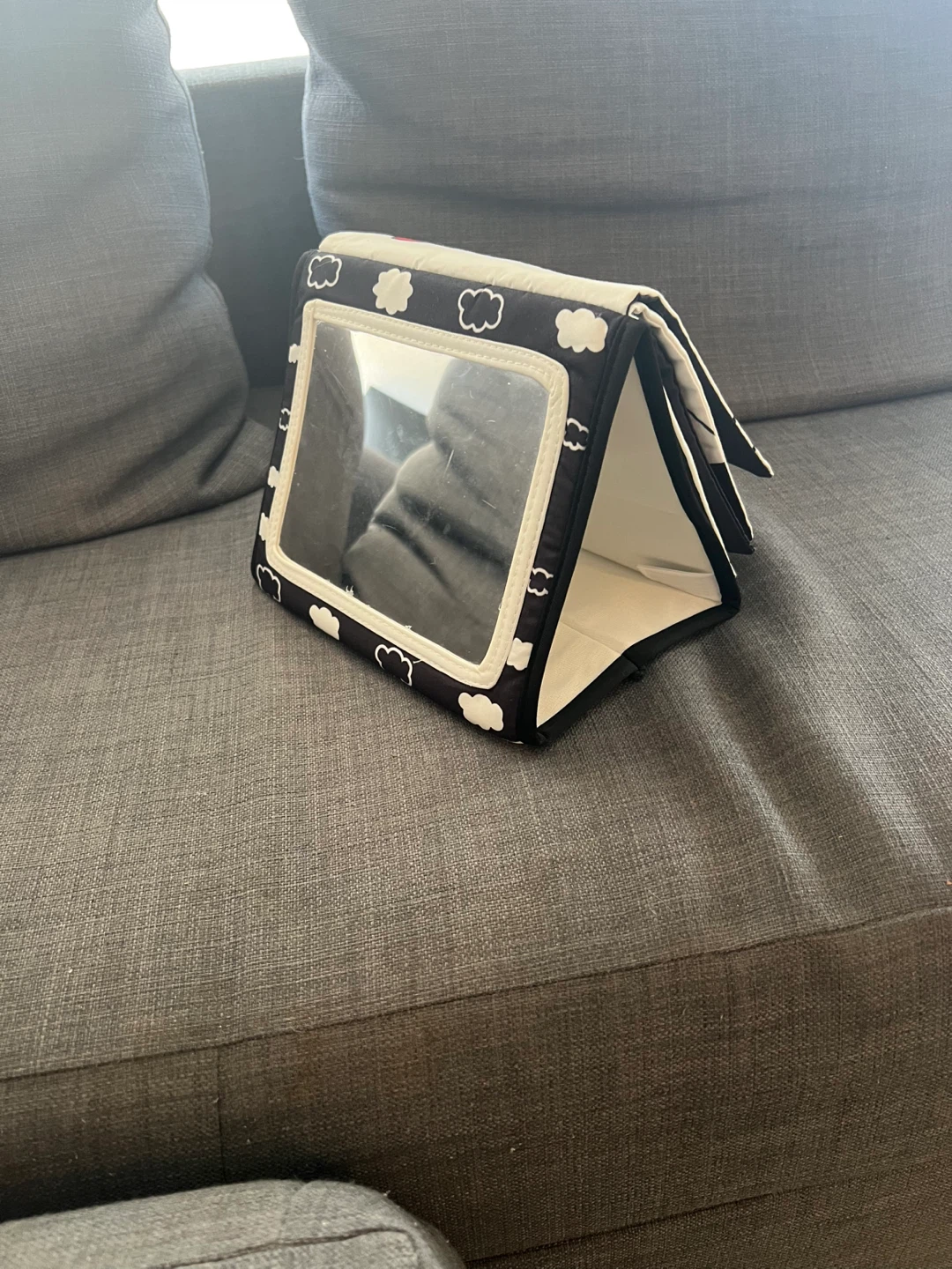 Tummy time mirror toy