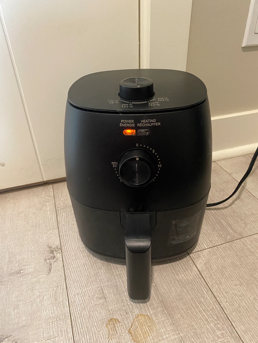 Black Air Fryer with Timer and Temperature Control - photo 3