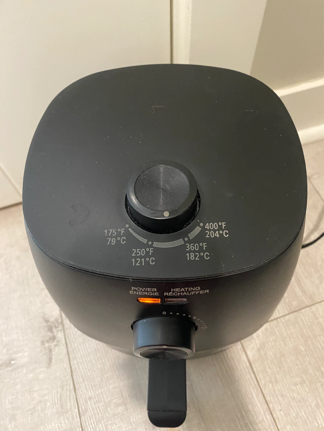 Black Air Fryer with Timer and Temperature Control - photo 5