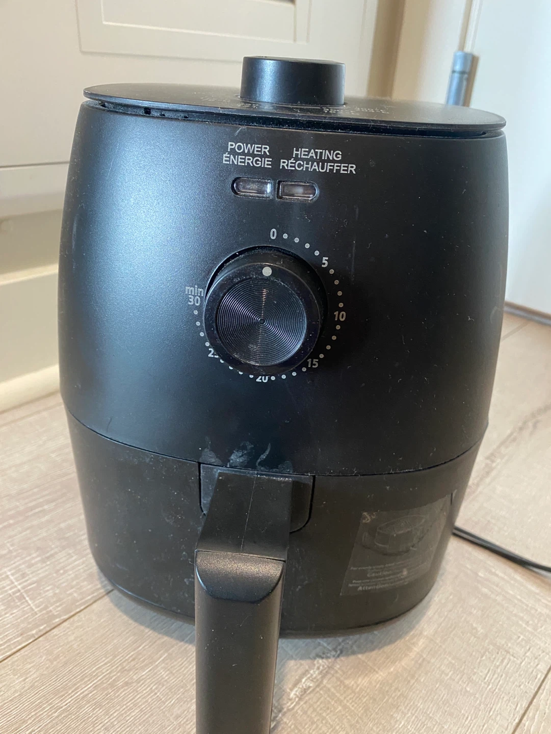 Black Air Fryer with Timer and Temperature Control - photo 4
