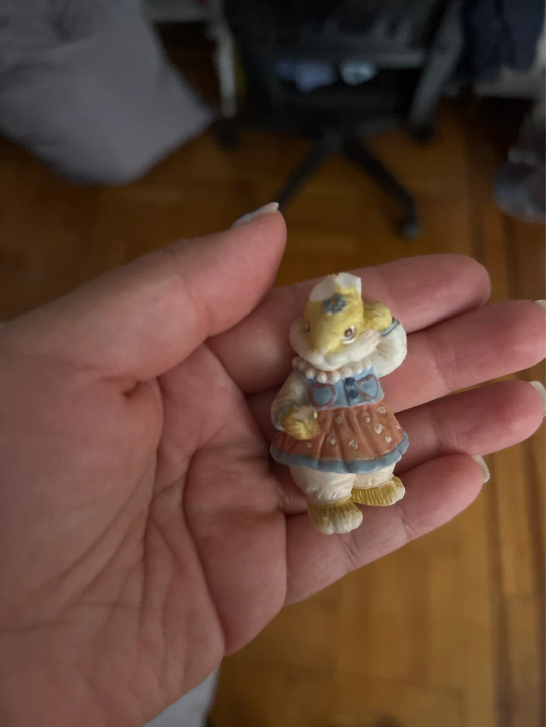 Cute Bunny Figurine magnet⚽️