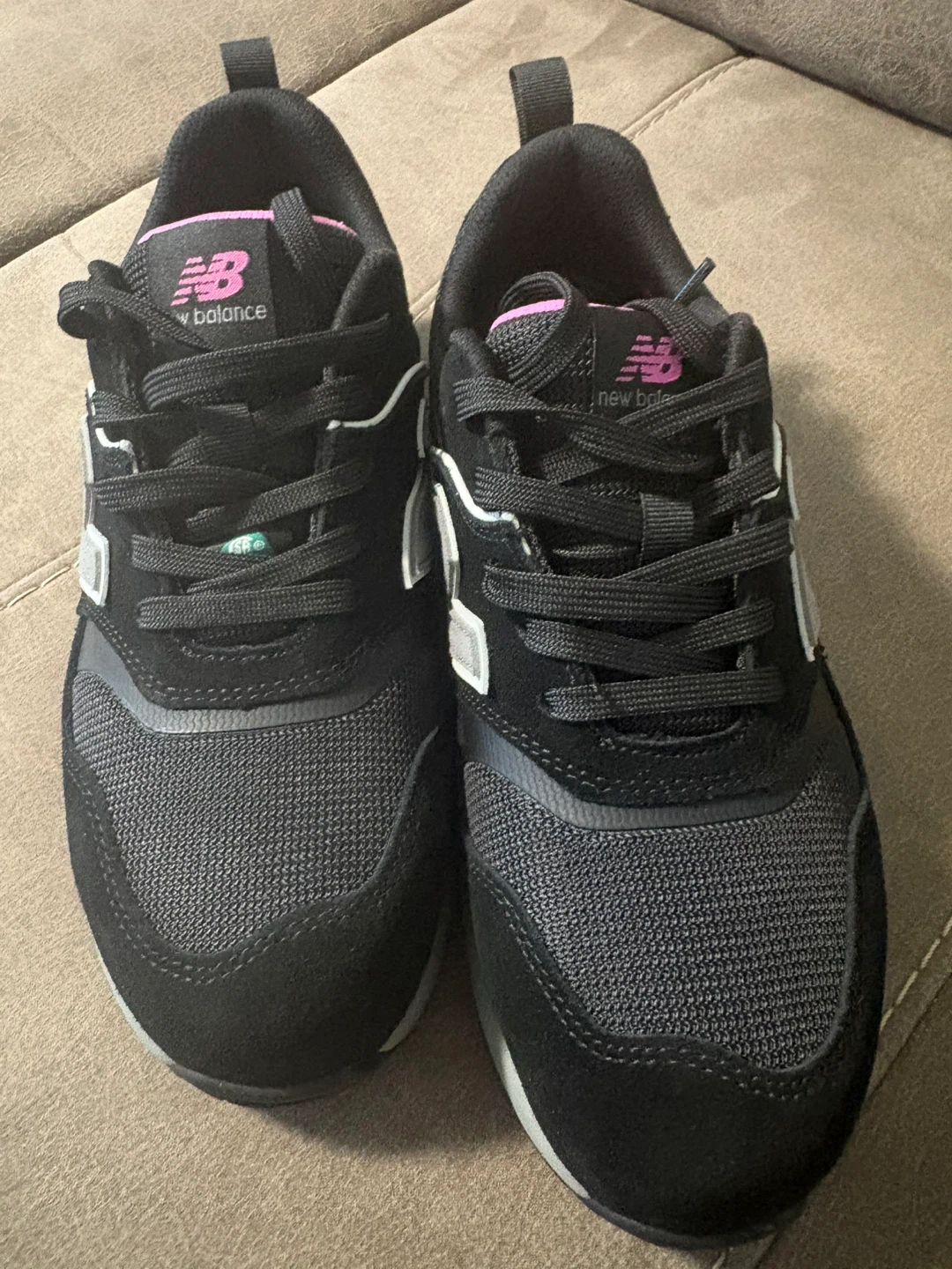 New Balance Women's Elite Lite Composite Toe Shoes