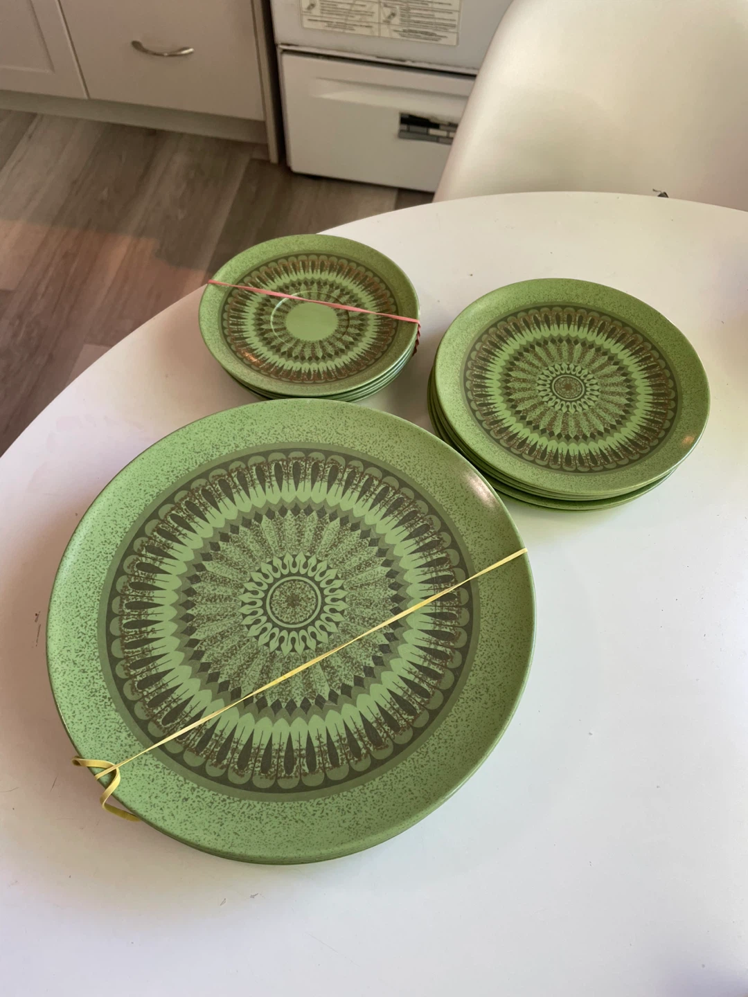 17 Piece Plate Set - photo 2