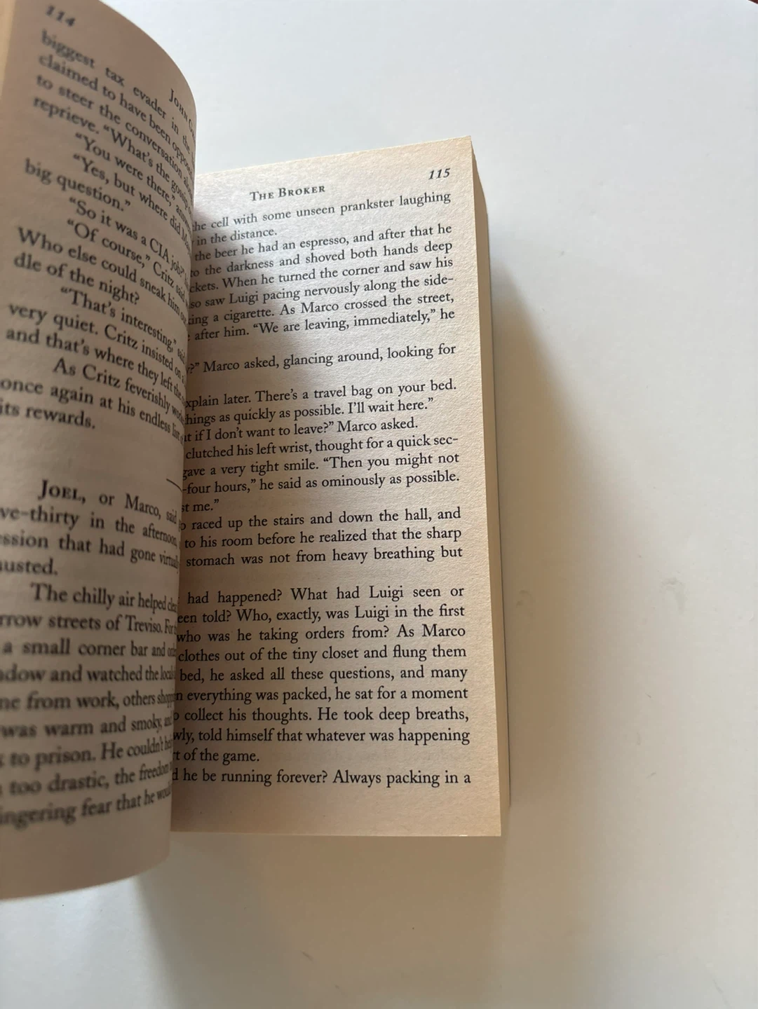 John Grisham The Broker Paperback Book - photo 2