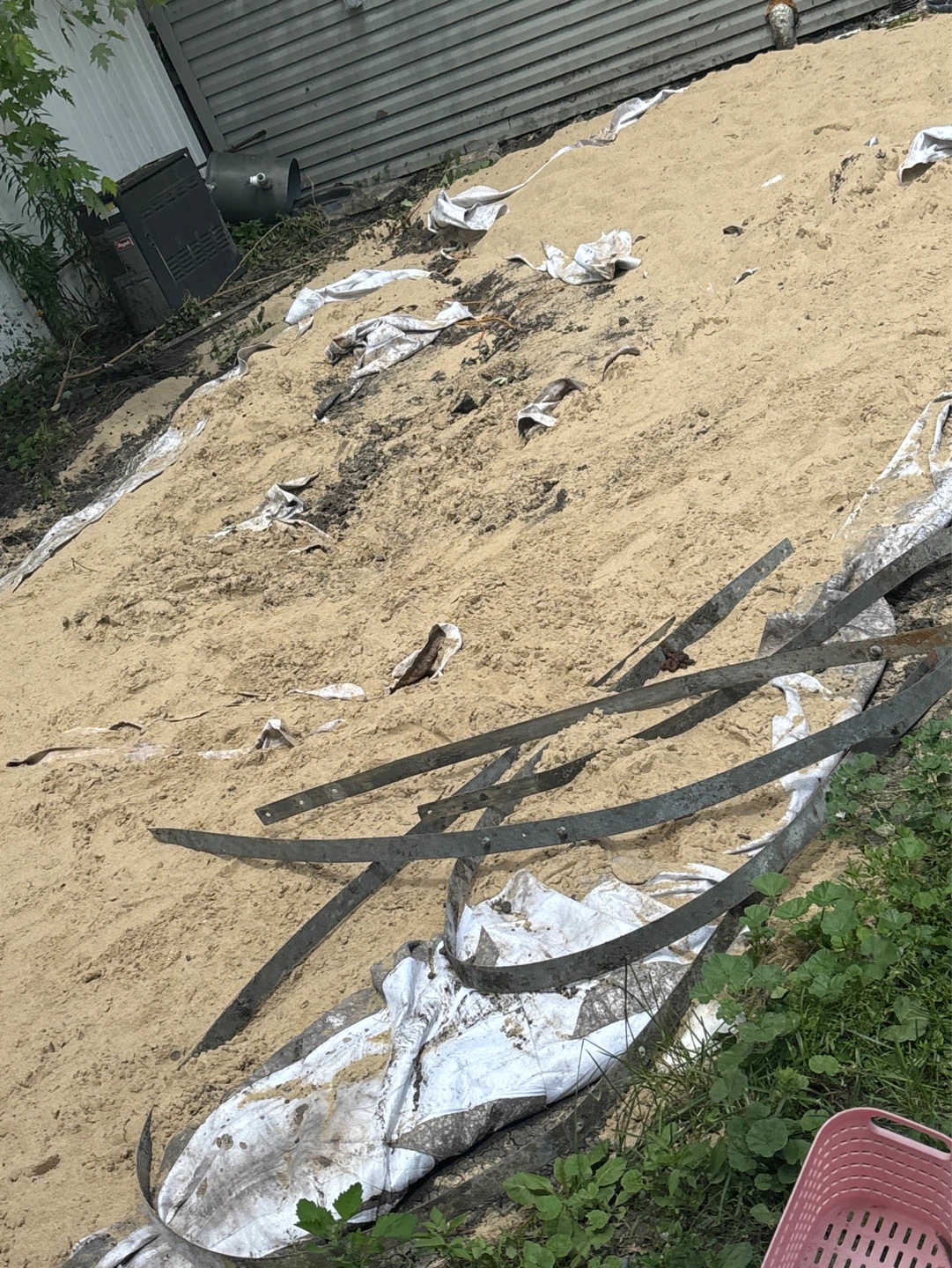Free sand was base under pool