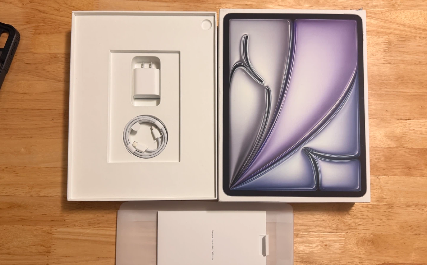 Apple iPad Air M2 13 inch 128G + free cases and paper films