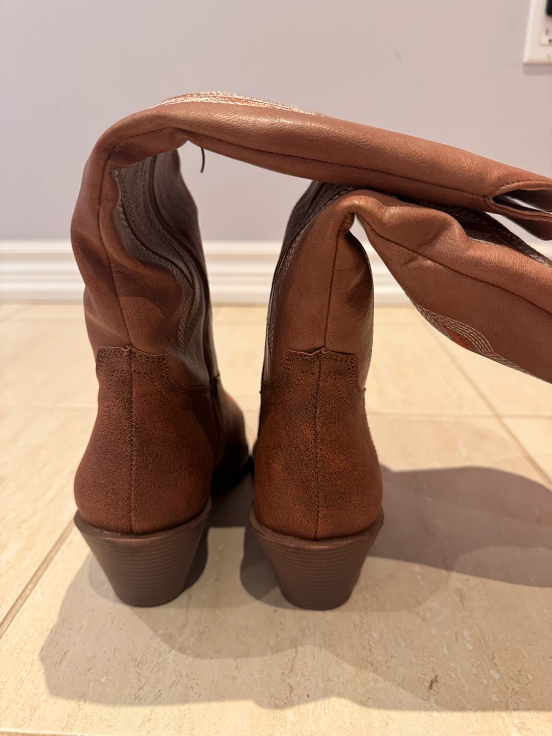 Brown Cowboy Boots - photo 5