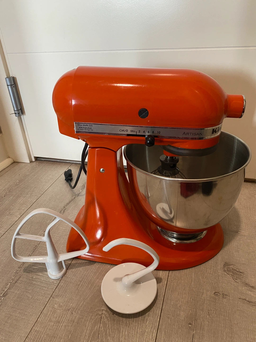 KitchenAid Artisan Mixer – Not Working. - photo 3