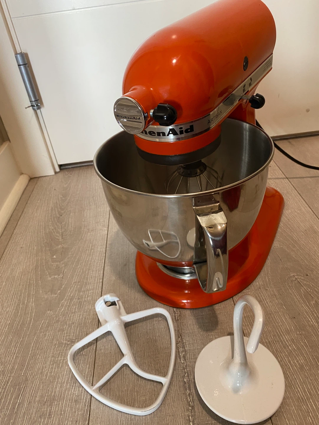 KitchenAid Artisan Mixer – Not Working. - photo 2