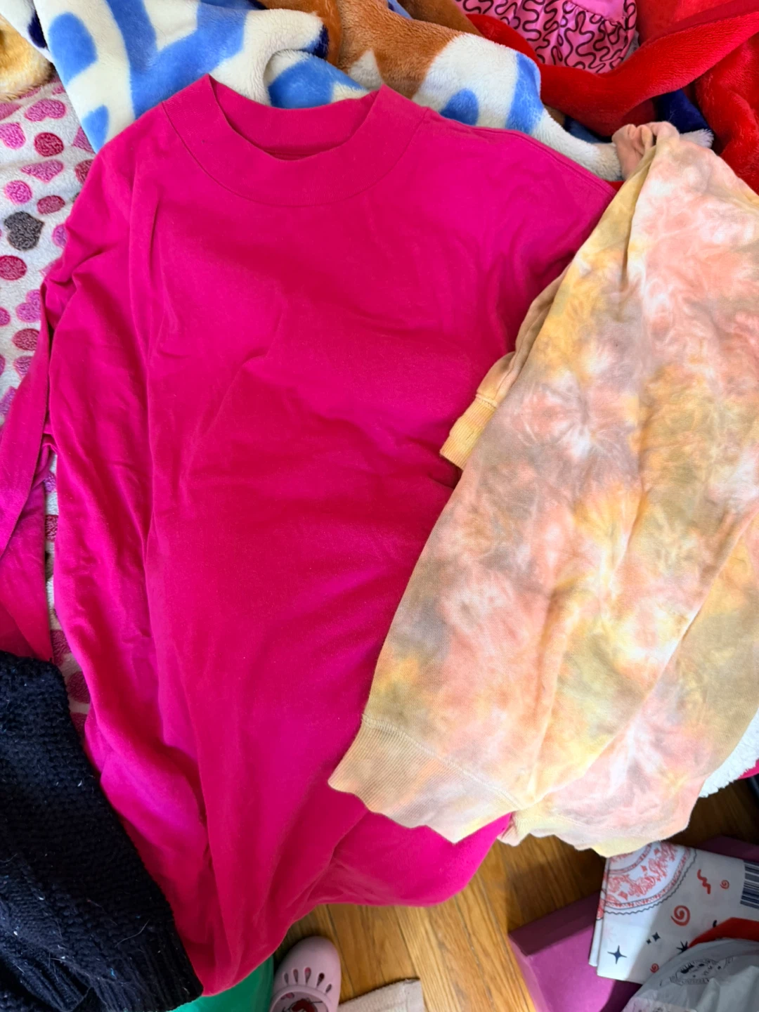 FREE CLOTHES PICK UP ONLY