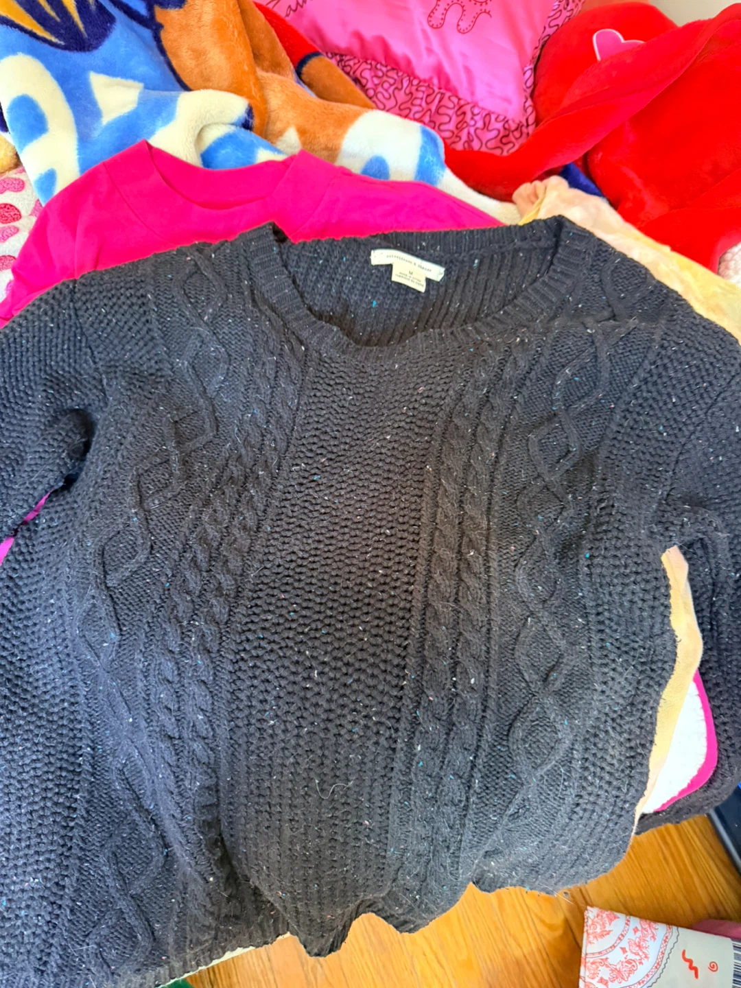FREE CLOTHES PICK UP ONLY - photo 2